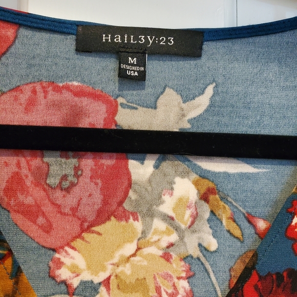 Mid-length Dress - Picture 3 of 3